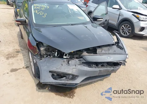 2015 Ford Focus Se z USA, uszkodzony, nr VIN 1FADP3K21FL254875